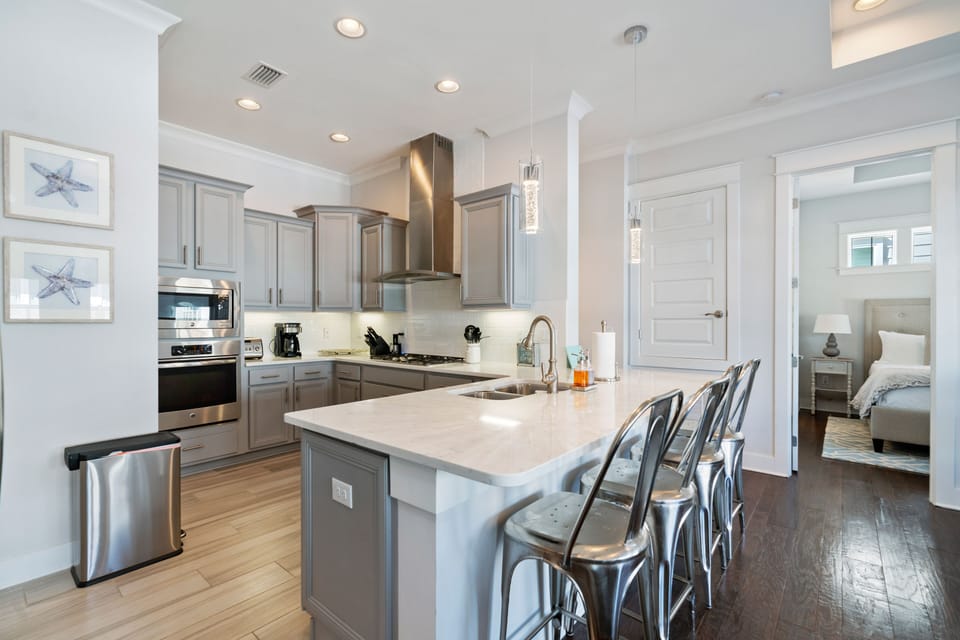 Fully Stocked Kitchen