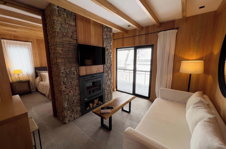 Premium bedding, down comforters, pillowtop beds, in-room safe