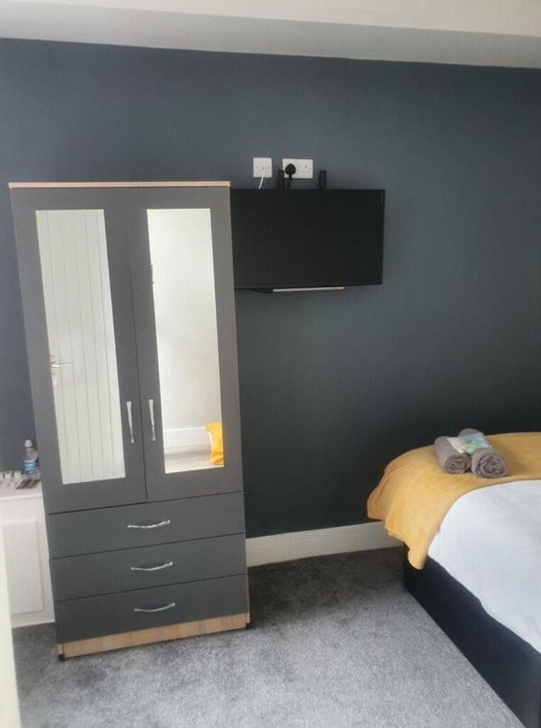 Superior Double Room, Shared Bathroom (with TV) | 1 bedroom