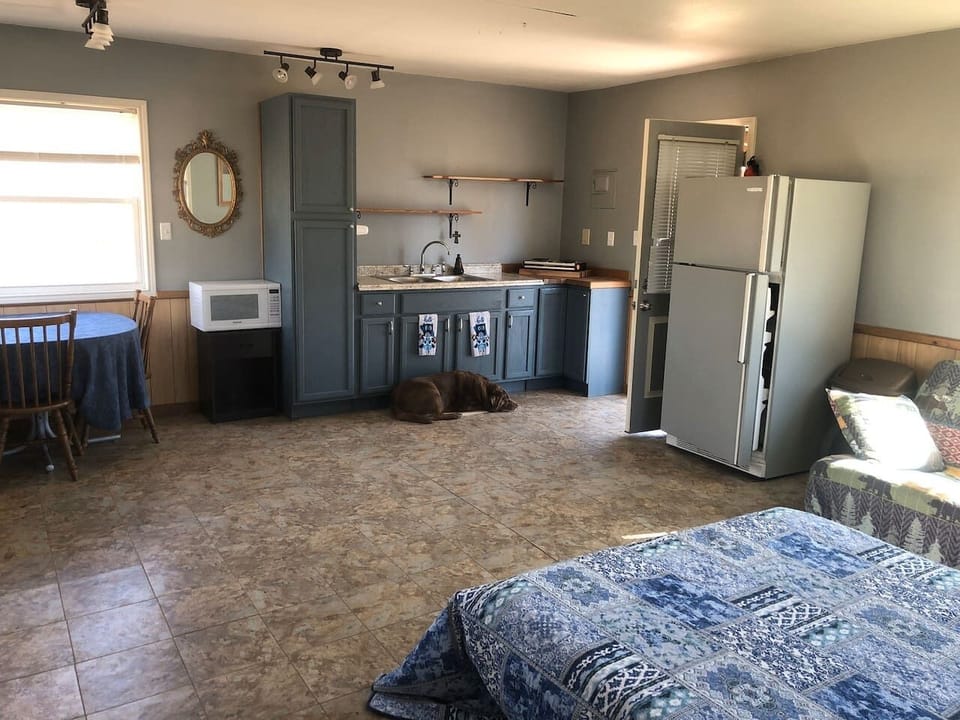 the kitchenette