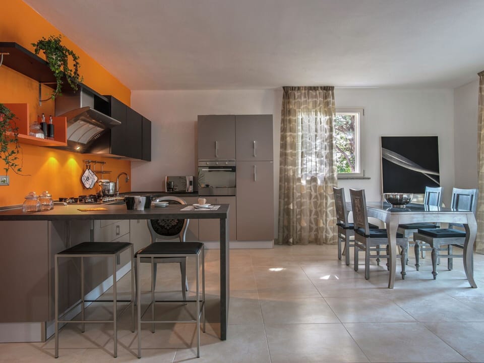 Apartment | Private kitchen | Highchair