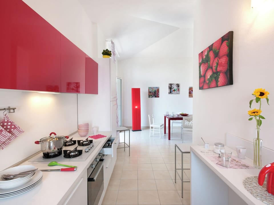 Apartment | Private kitchen | Electric kettle, highchair