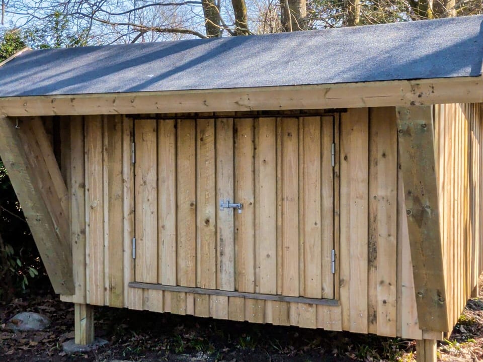 House | Property grounds
