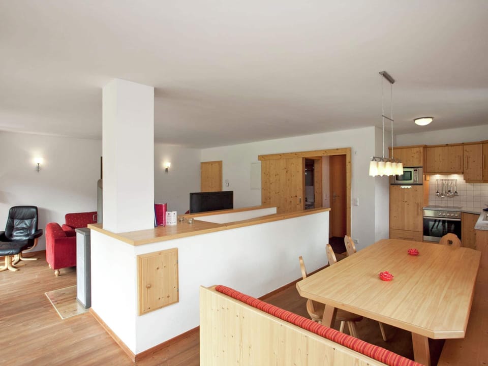 House | Dining