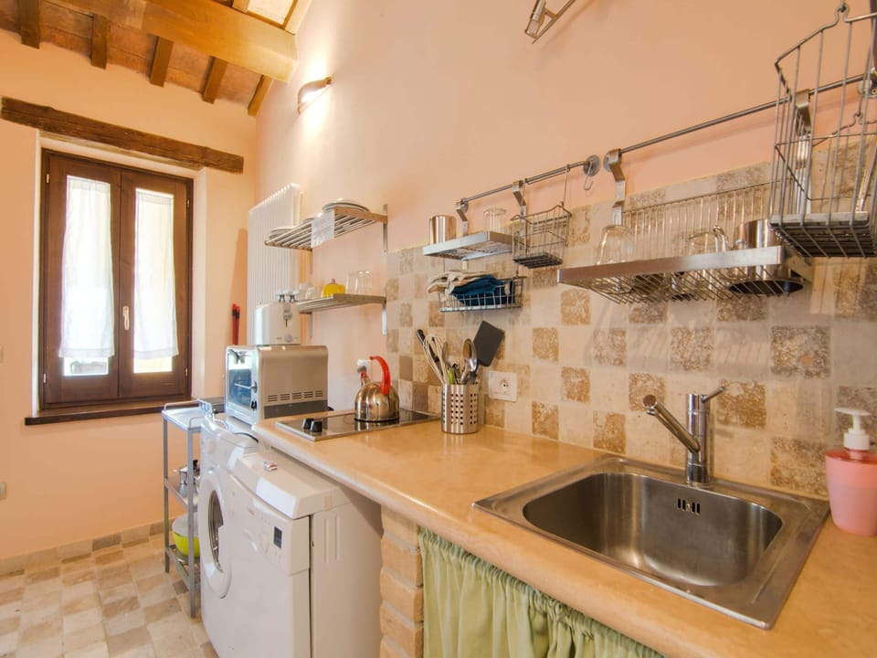 Apartment | Private kitchen | Electric kettle