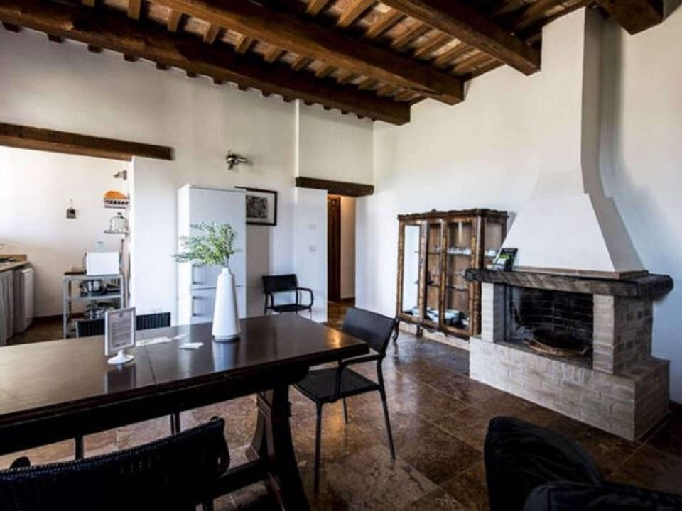 Apartment | Dining