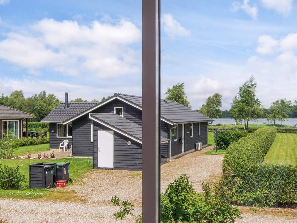 House | Water view