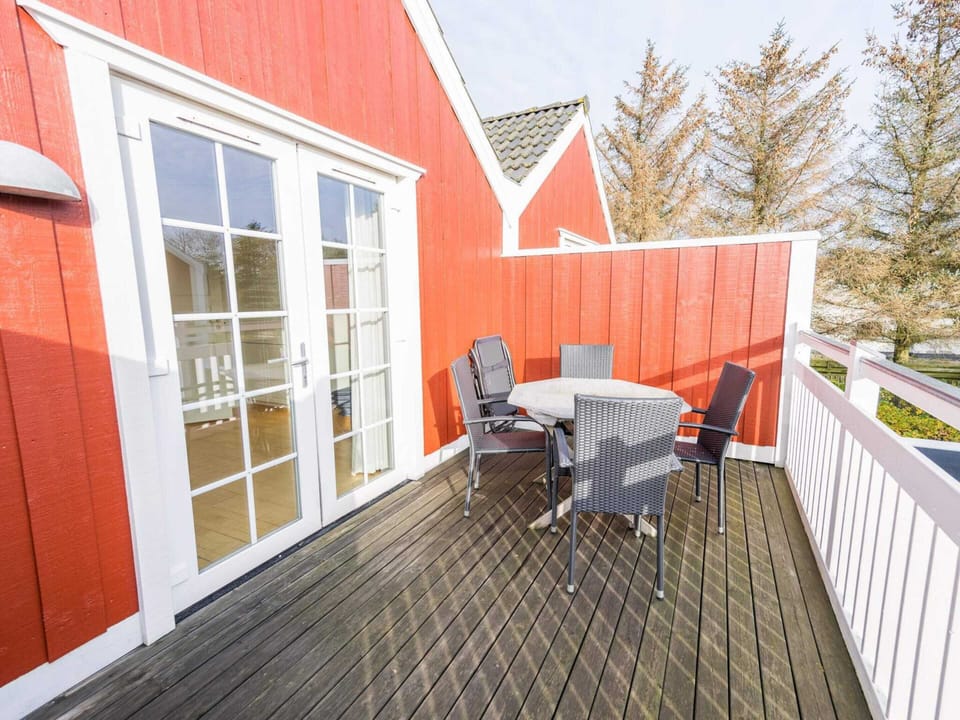 House | Outdoor dining