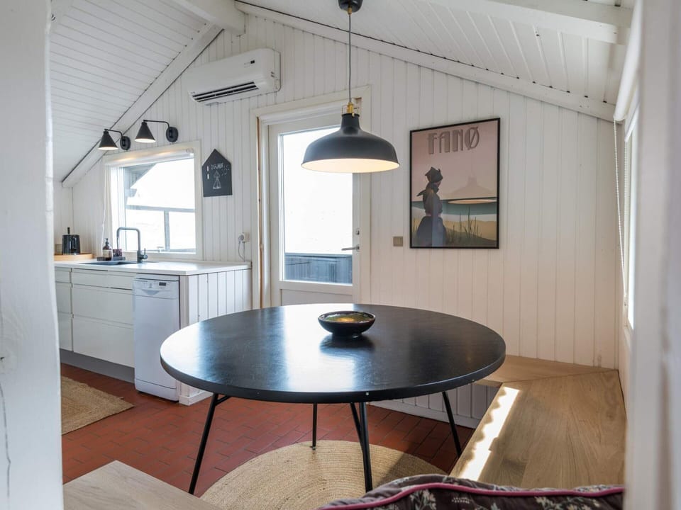 House | Dining