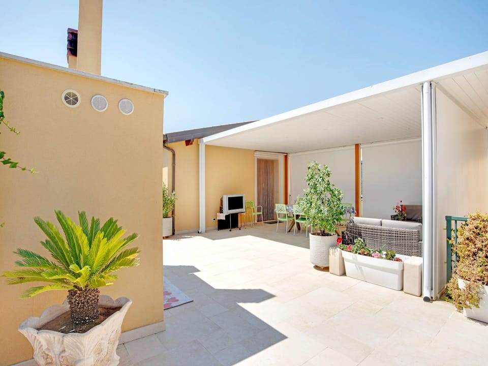 Apartment | Balcony