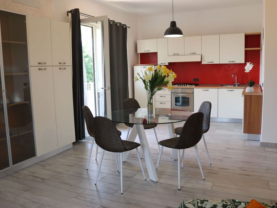 House | Dining