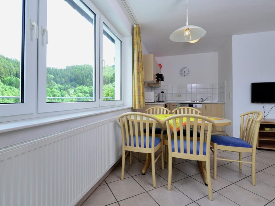 Apartment | Dining