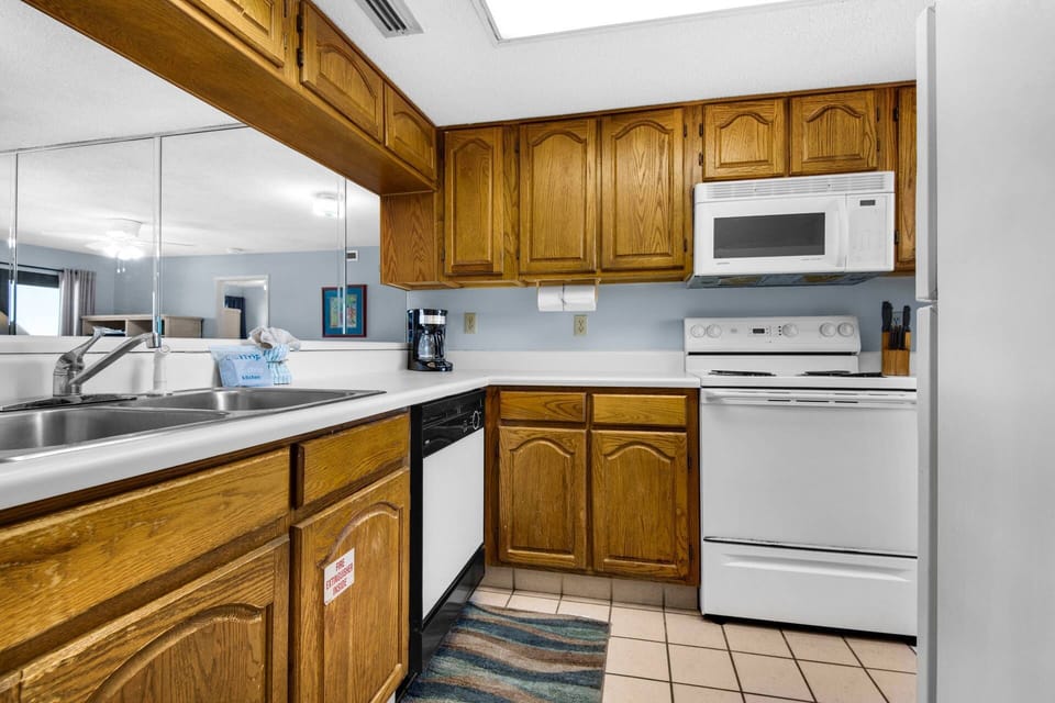 Fully equipped kitchen!