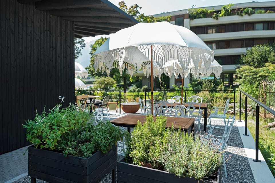 Sundeck