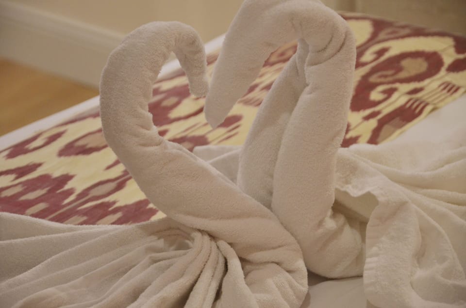 Cardinal | Premium bedding, pillowtop beds, in-room safe, blackout drapes