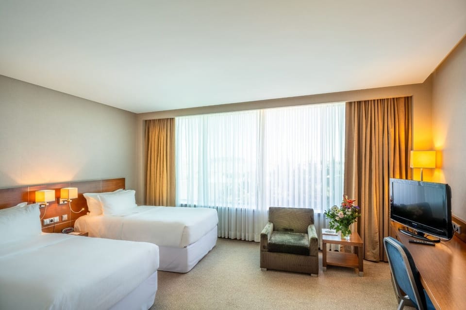 Classic Twin Room | Egyptian cotton sheets, premium bedding, down comforters