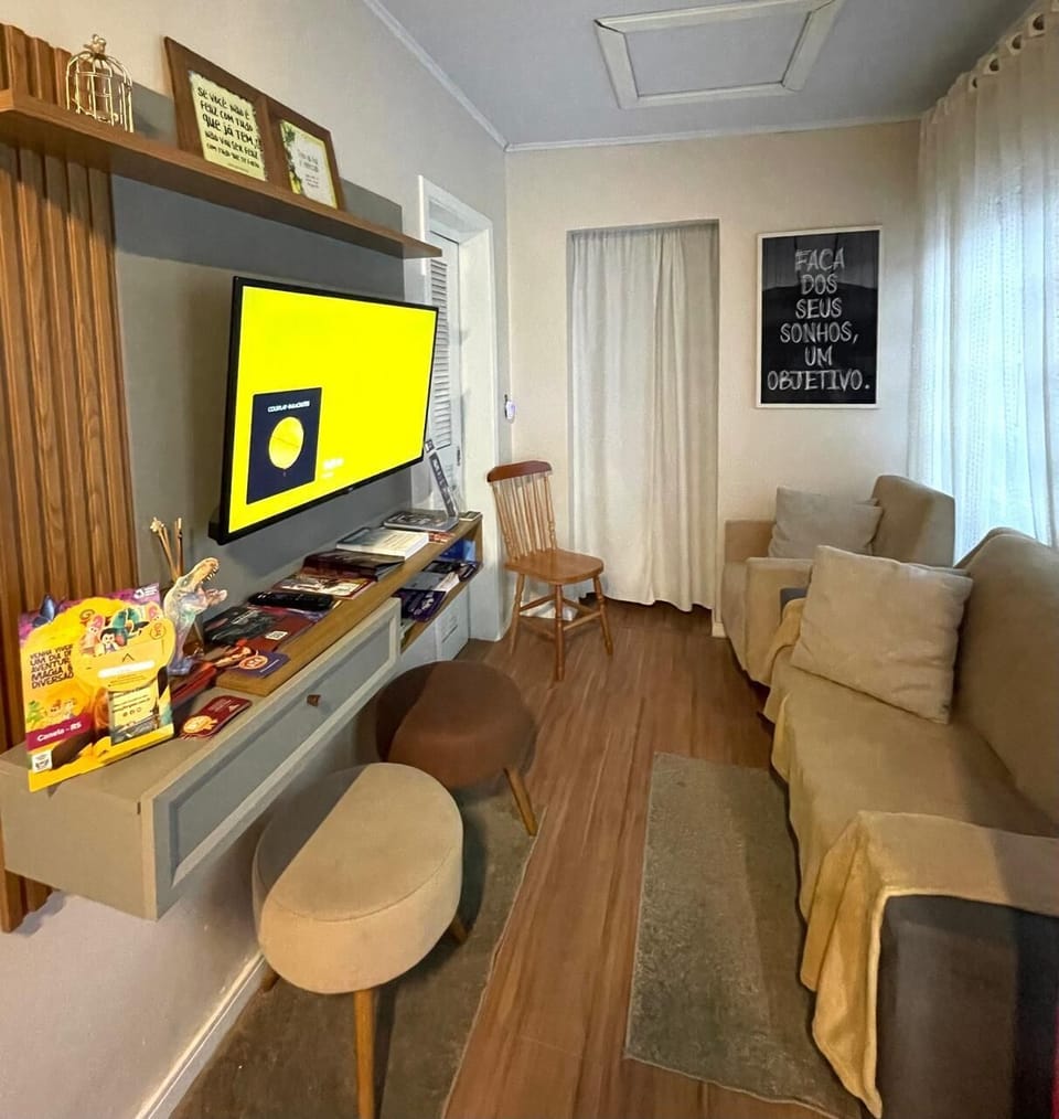 Minibar, free WiFi