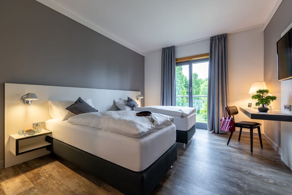 Double Room | Desk, soundproofing, free WiFi, bed sheets