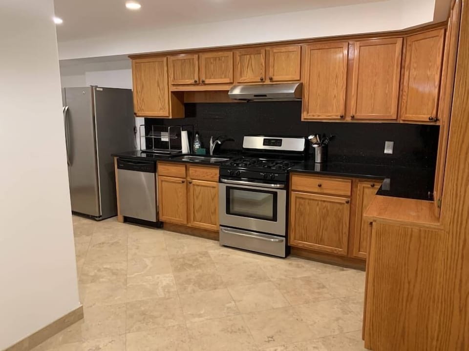 Fully equipped kitchen