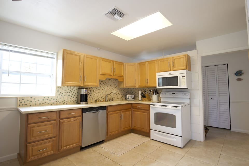 Fully stocked Kitchen.