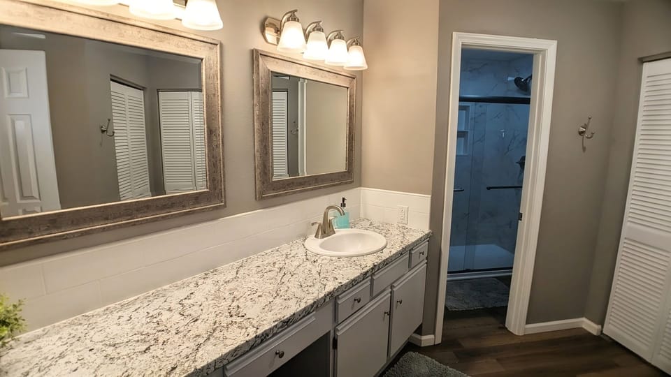 Primary ensuite bathroom