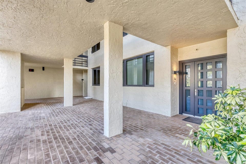 Beachplace 4-104 by FVC