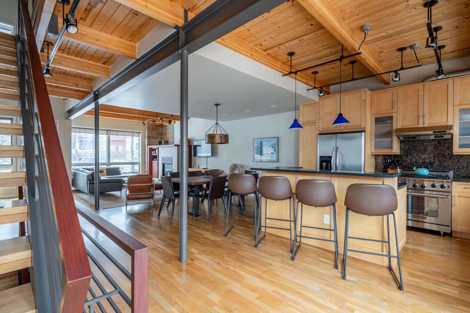 Open loft floor plan from the living room to the kitchen
