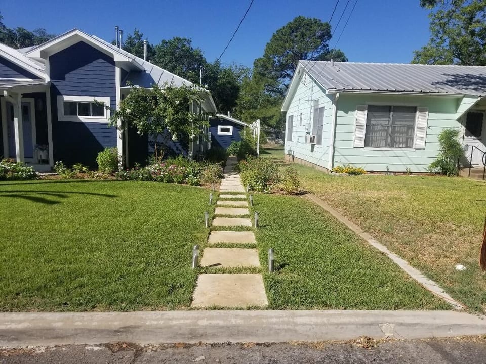 Private path from street parking
