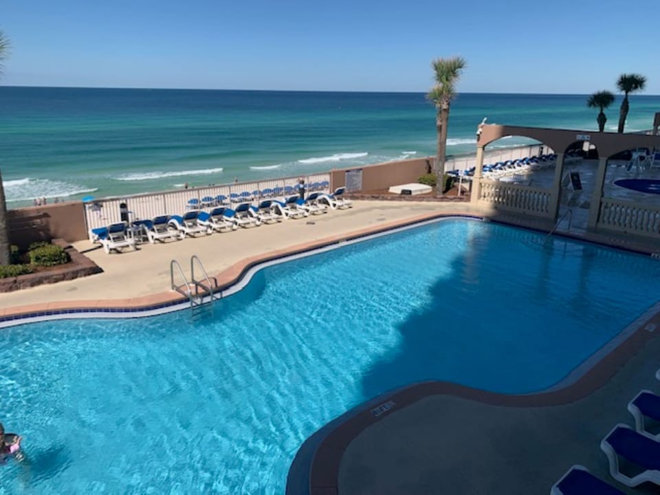 Breath taking view!! Direct Ocean access!! Overlooking Pool, Beach and Ocean!!