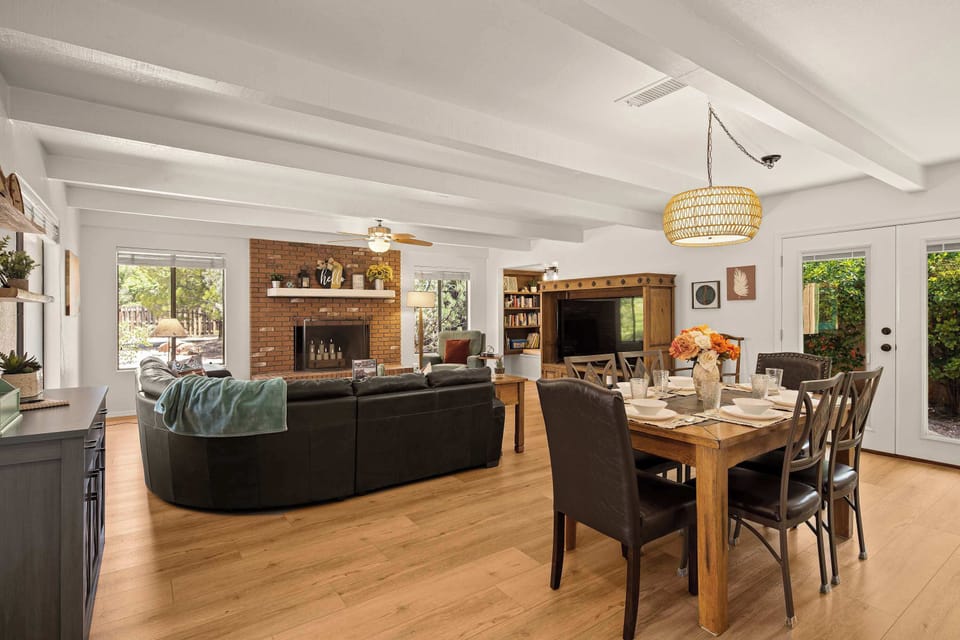 Large spacious and airy living-dining space