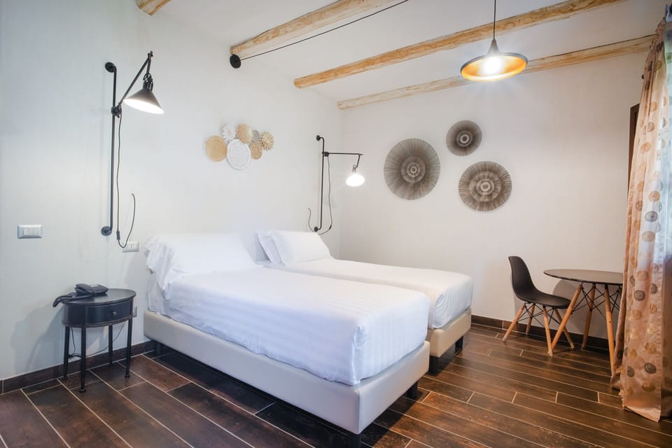 Deluxe Double Room | Pillowtop beds, minibar, in-room safe, desk