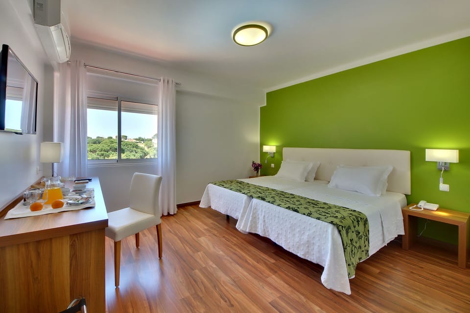 In-room safe, desk, blackout drapes, free WiFi