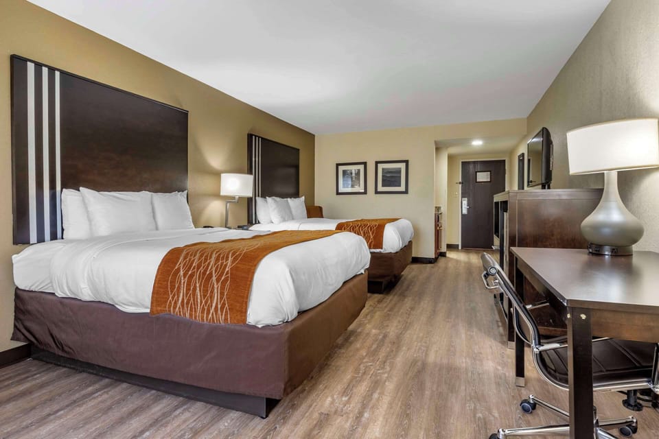 Family Suite, 2 Queen Beds (2nd Floor) | Premium bedding, pillowtop beds, desk, laptop workspace