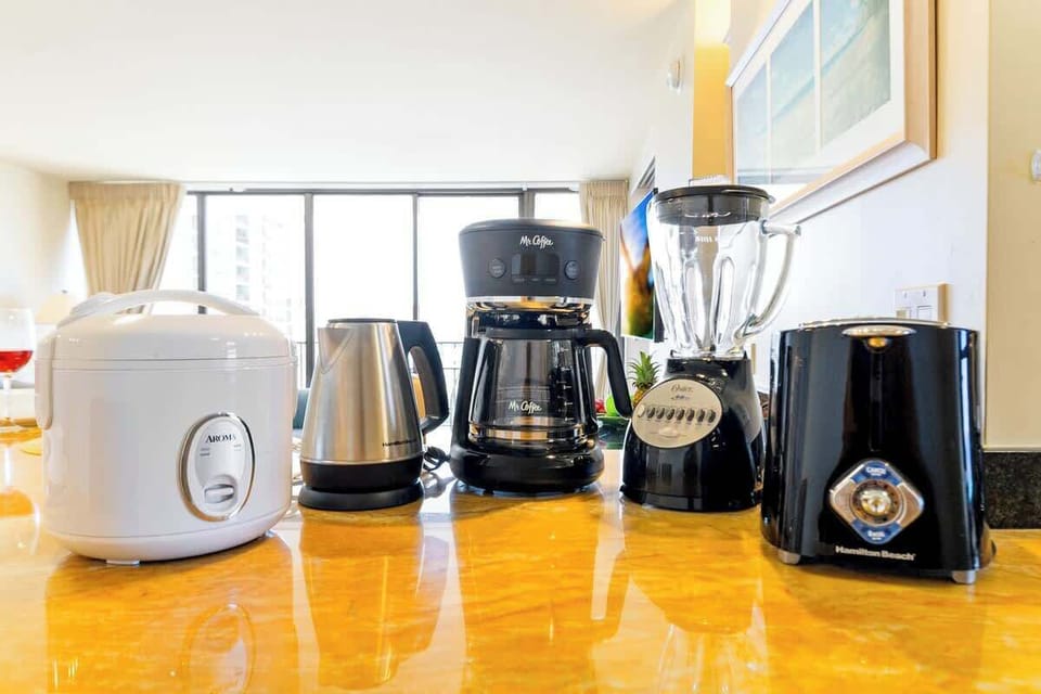 Here are some of the appliances available in the kitchen!