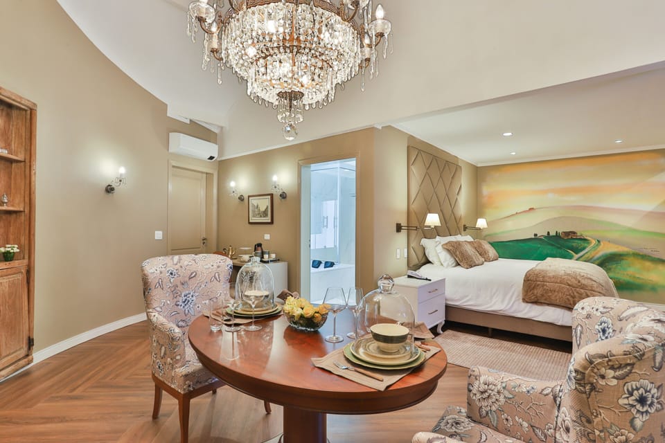 Suite (Principesca) | Egyptian cotton sheets, premium bedding, minibar, in-room safe