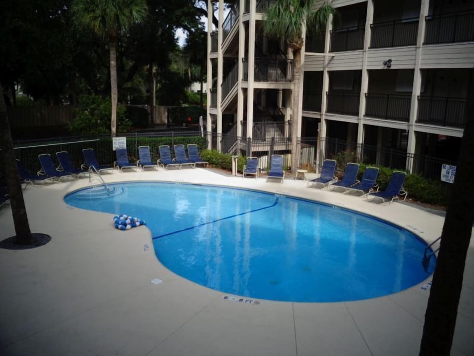 SeaSide Pool