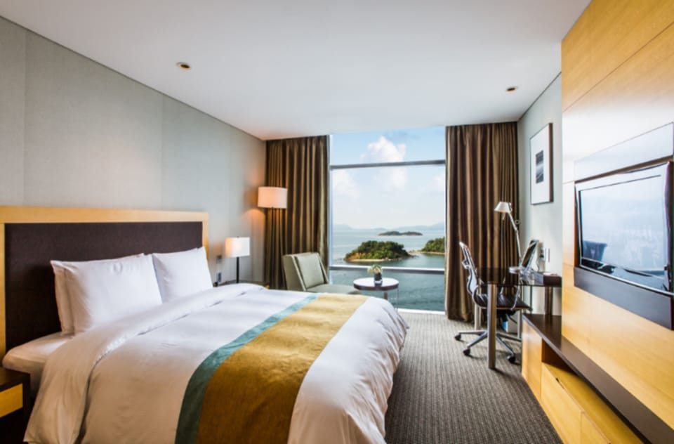 Premium bedding, minibar, in-room safe, individually decorated