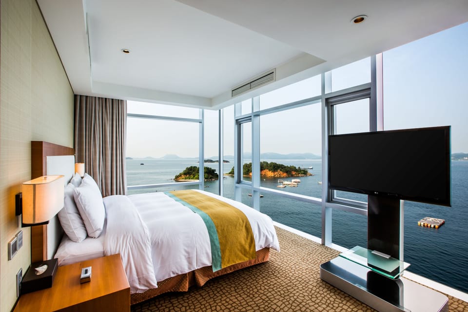 Premium bedding, minibar, in-room safe, individually decorated