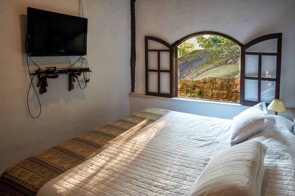 Standard Chalet | Pillowtop beds, minibar