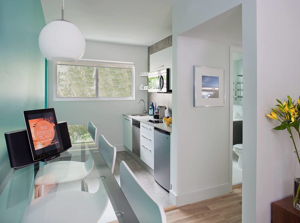 Private kitchenette