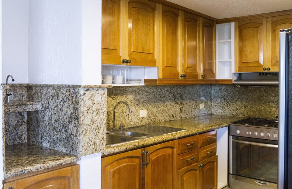 Suite, 3 Bedrooms, Golf View (Up to 8 Pax) | Private kitchen