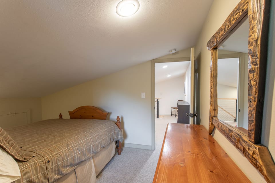 Queen bedroom - Please note the angled ceiling
