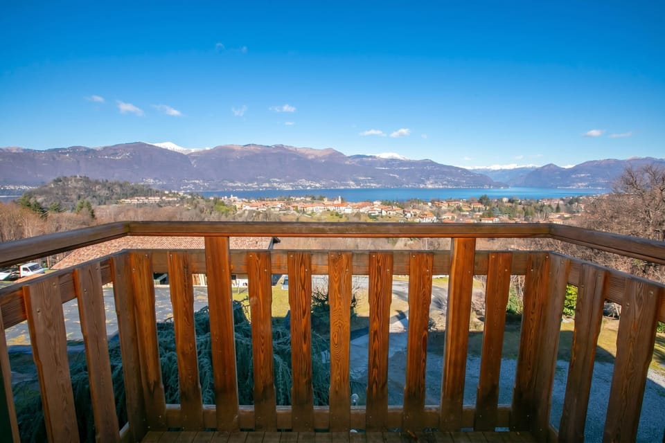 Family Villa, 6 Bedrooms, 2 Bathrooms, Mountainside (Villa Giorgia Lake View Villa with) | Exterior