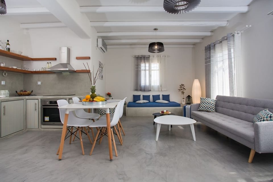 Villa Emily Punda Paros with private pool and private Jacuzzi