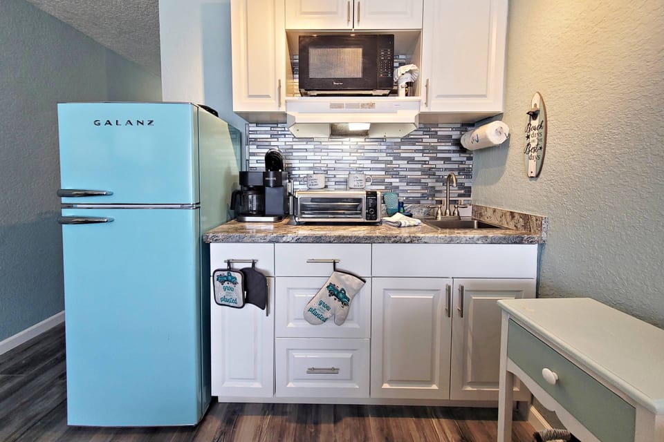 Kitchenette include a refrigerator, microwave, toaster oven, coffee maker & Keurig, electric 2 burner plug-in & skillet, crockpot, cookware, etc.
