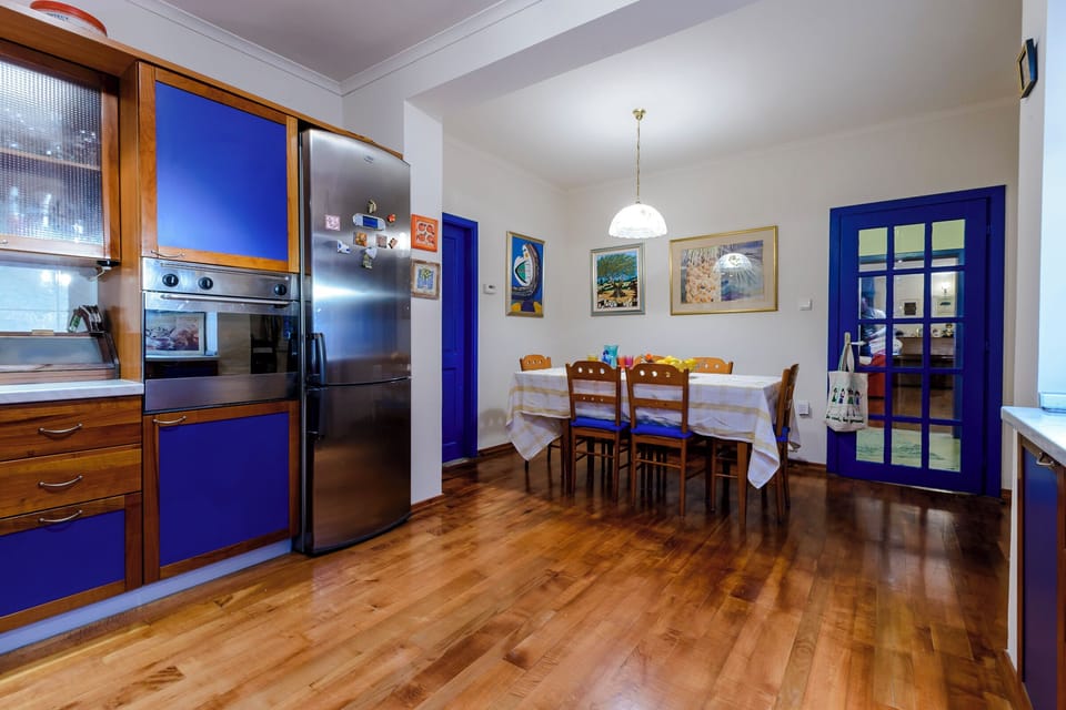 Villa (Four Bedroom Villa with Terrace and S) | Dining room