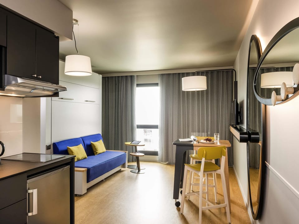 In-room safe, desk, blackout drapes, soundproofing