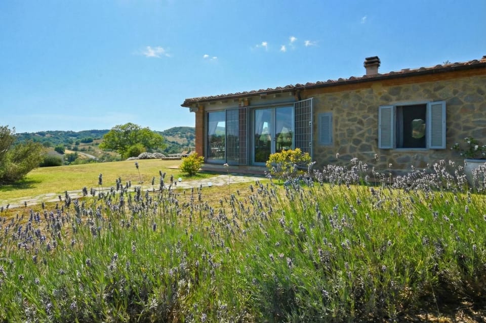 Family Villa, Multiple Bedrooms, Mountainside (Villa Borgiano) | Garden