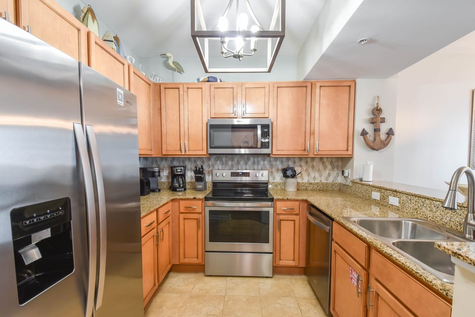 The Palms of Destin 2905 - Fully Equipped Kitchen