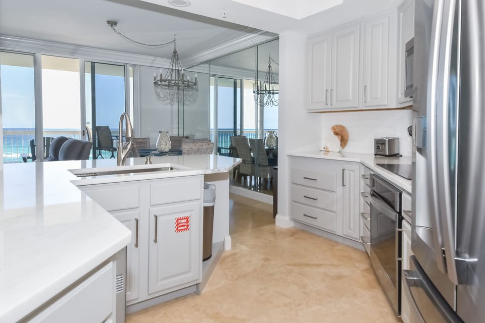 Silver Beach Towers West 503- Fully Equipped Kitchen